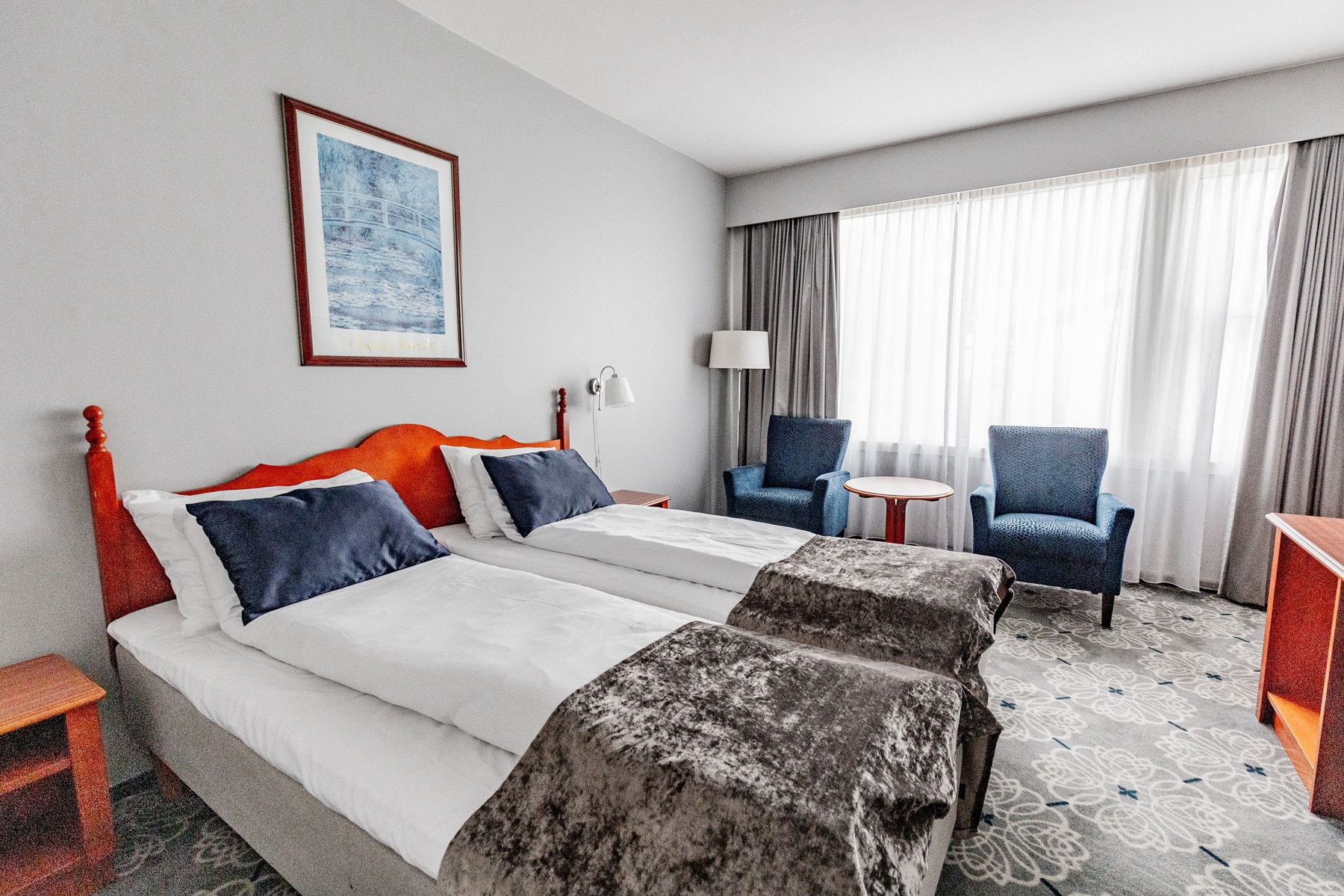 Standard room with mountain view 5