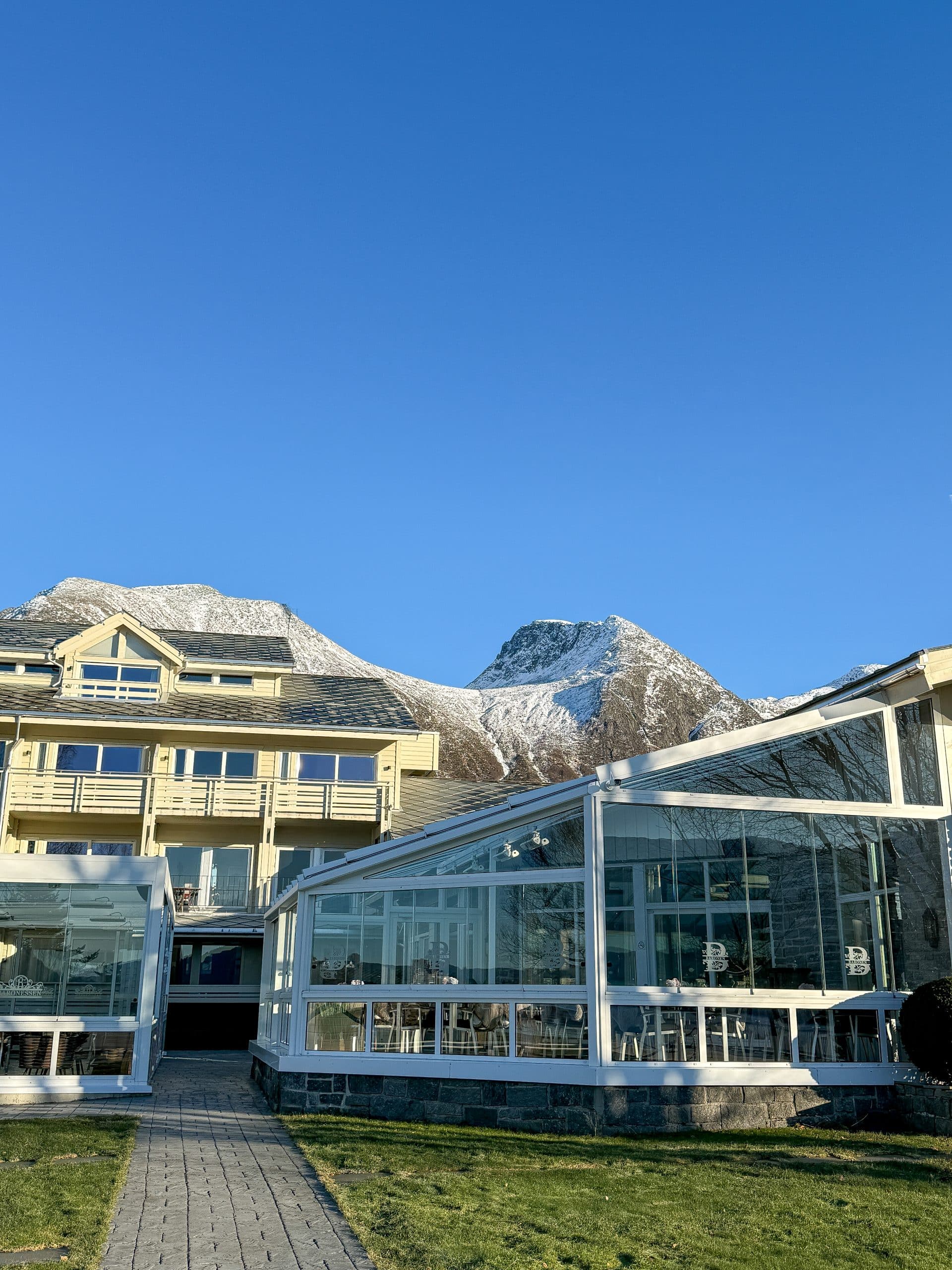 Restaurant 12